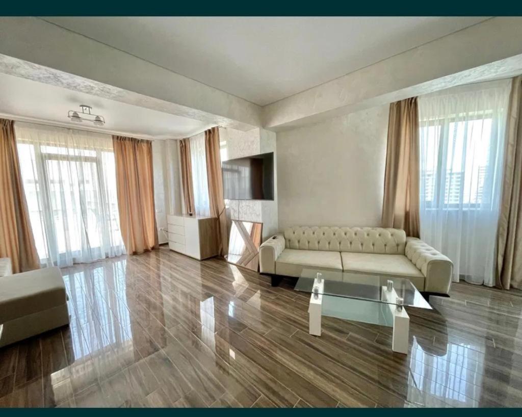 Apartament De Inchiriat Premium Twin Residence , Mamaia Ngoại thất bức ảnh